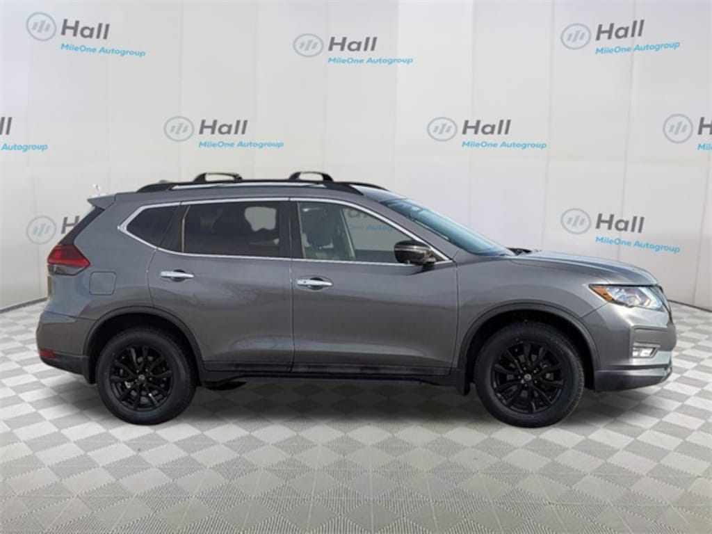 Used 2018 Nissan Rogue SV SUV