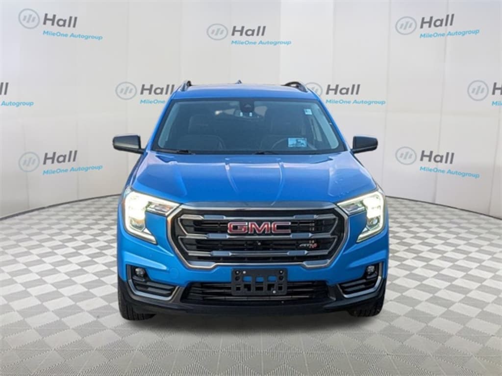 Used 2024 GMC Terrain AT4 SUV