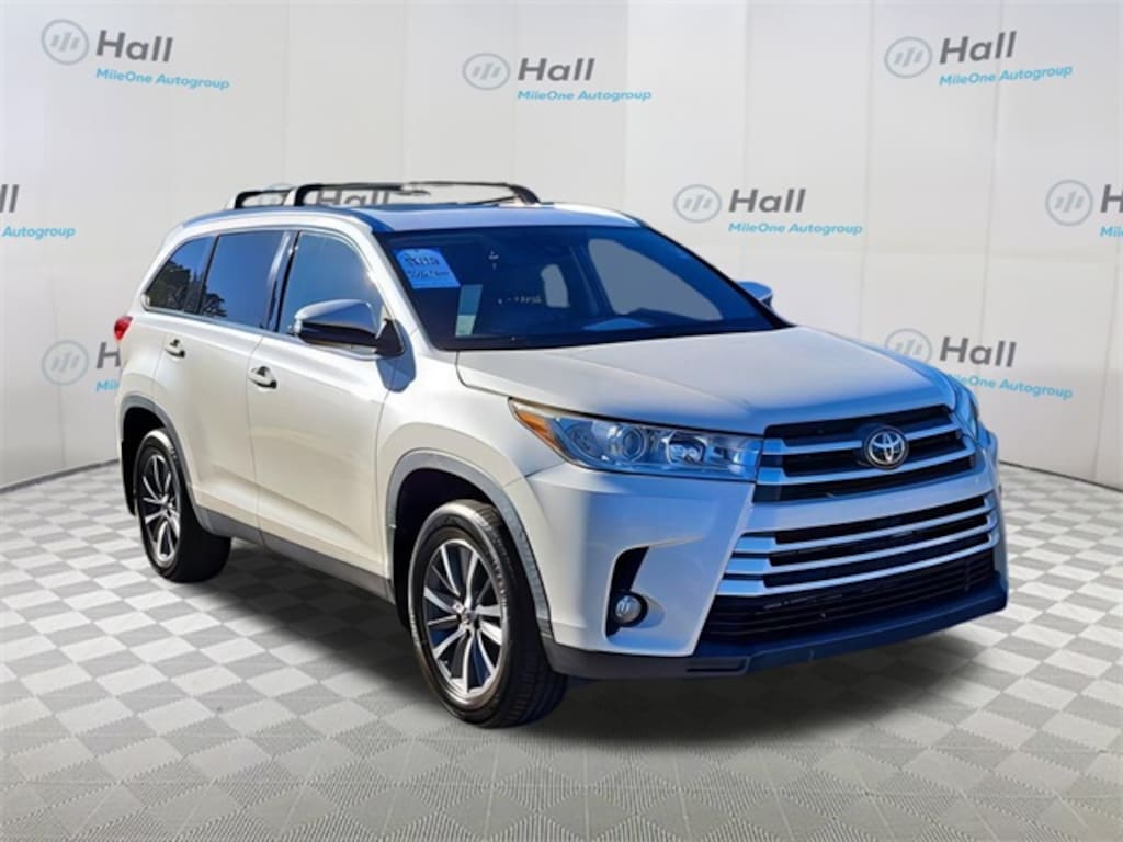 Used 2019 Toyota Highlander XLE SUV