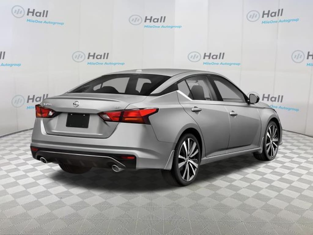 Used 2020 Nissan Altima 2.5 SR Sedan
