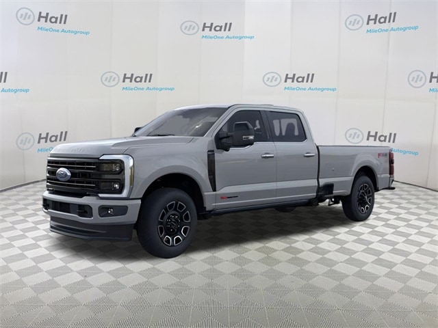 2026 Ford F-350 Super Duty Platinum's photo