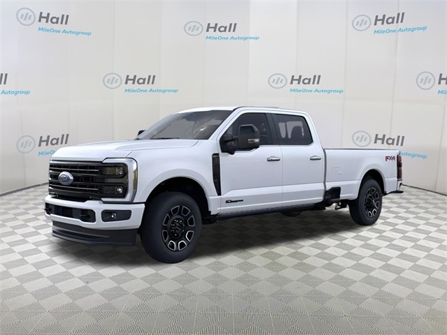 2025 Ford F-350 Super Duty Platinum's photo