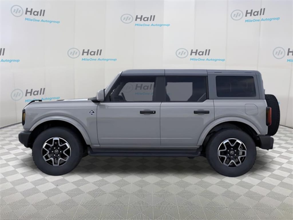 New 2026 Ford Bronco Outer Banks SUV