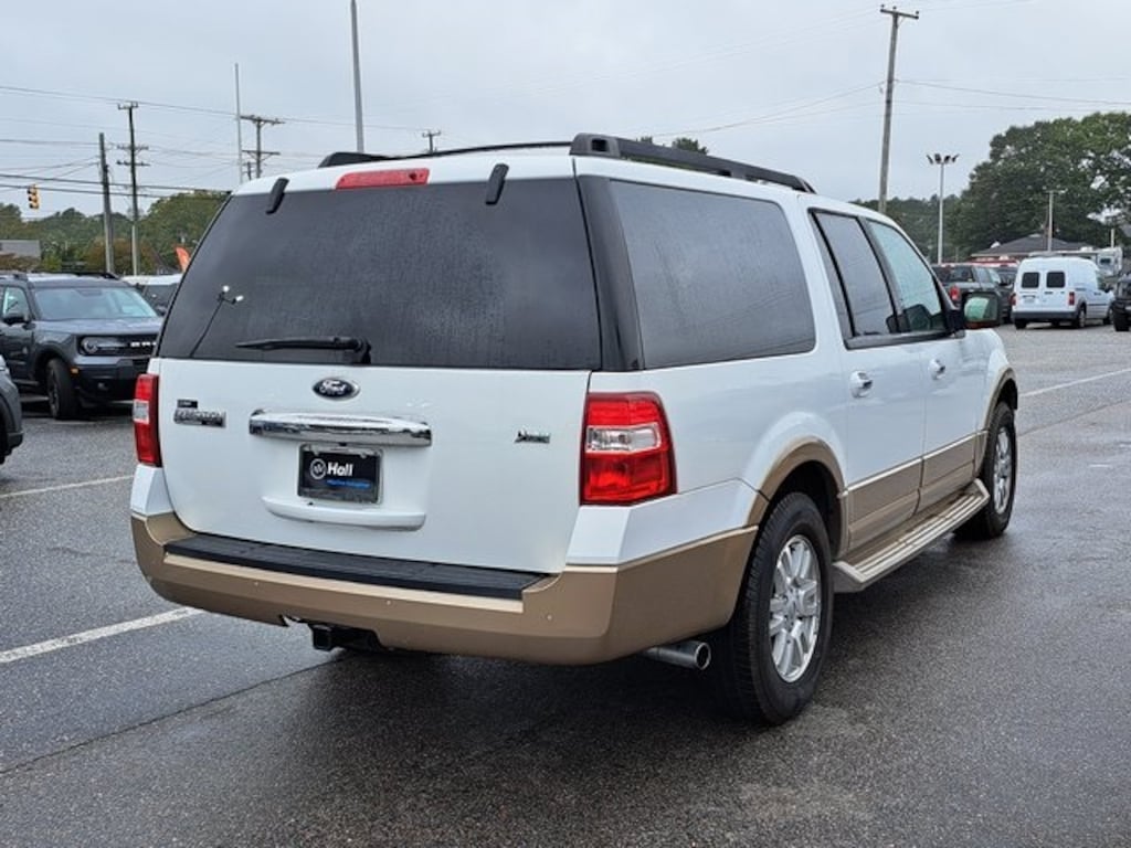 Used 2011 Ford Expedition EL XLT SUV