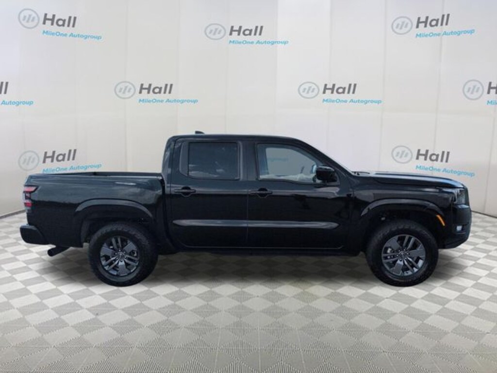 Used 2025 Nissan Frontier SV Truck