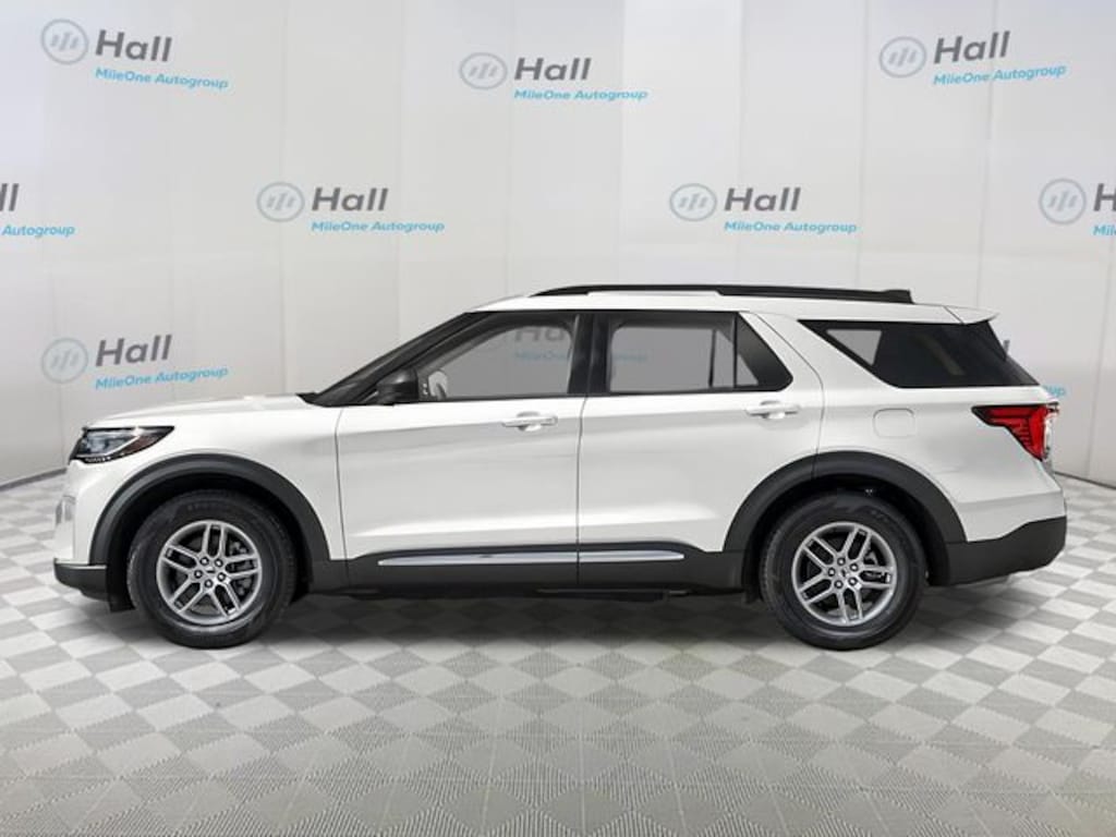 Used 2025 Ford Explorer Active SUV