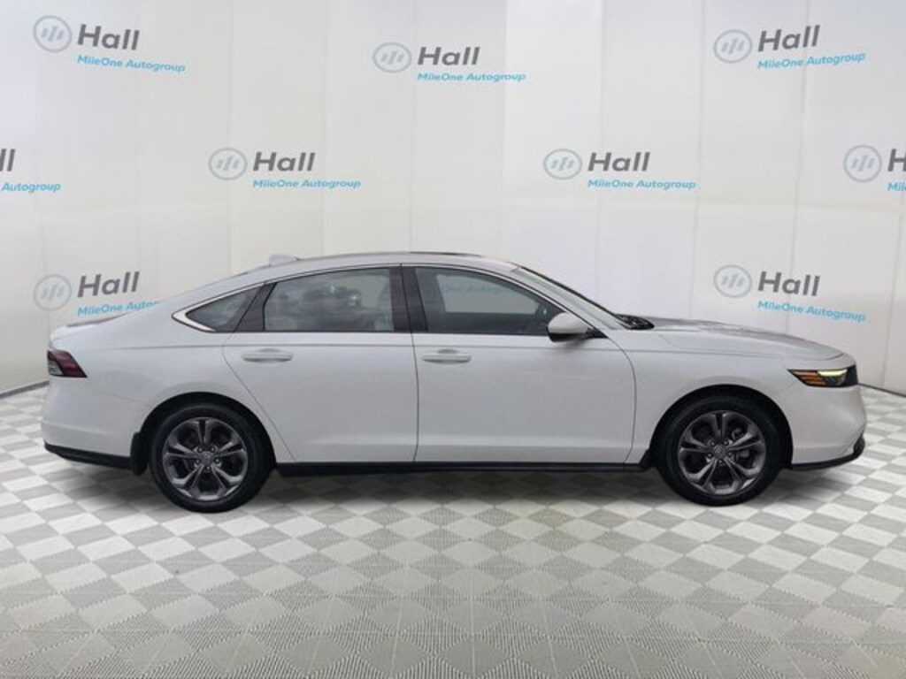 Used 2024 Honda Accord EX Sedan