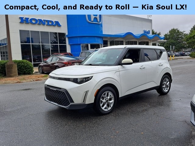 2023 Kia Soul LX