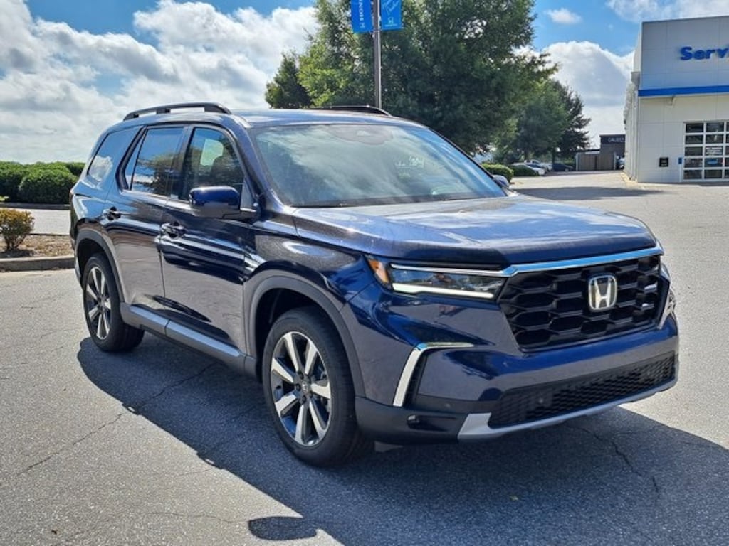 New 2025 Honda Pilot Touring SUV