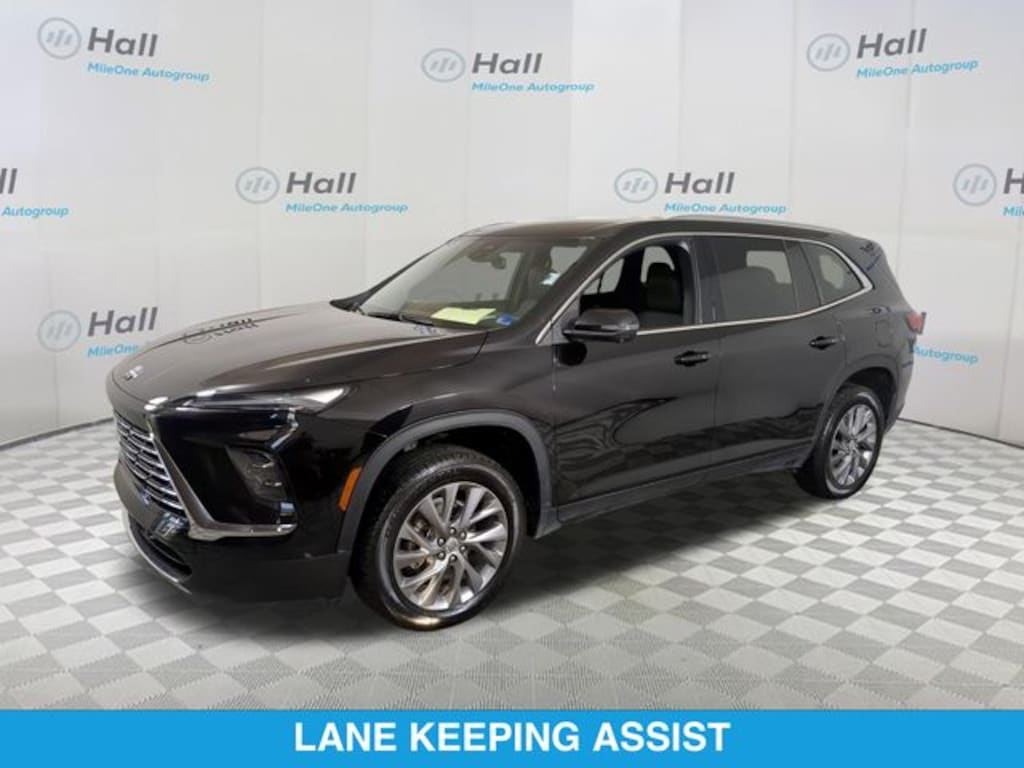 Used 2025 Buick Enclave Preferred SUV