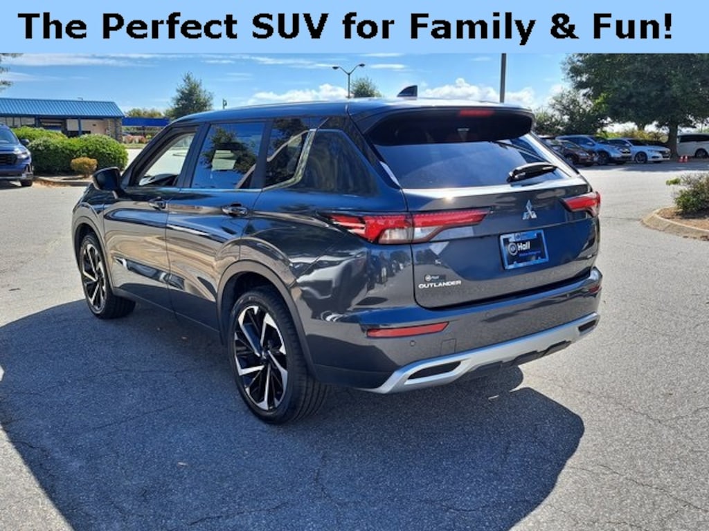 Used 2024 Mitsubishi Outlander SE SUV