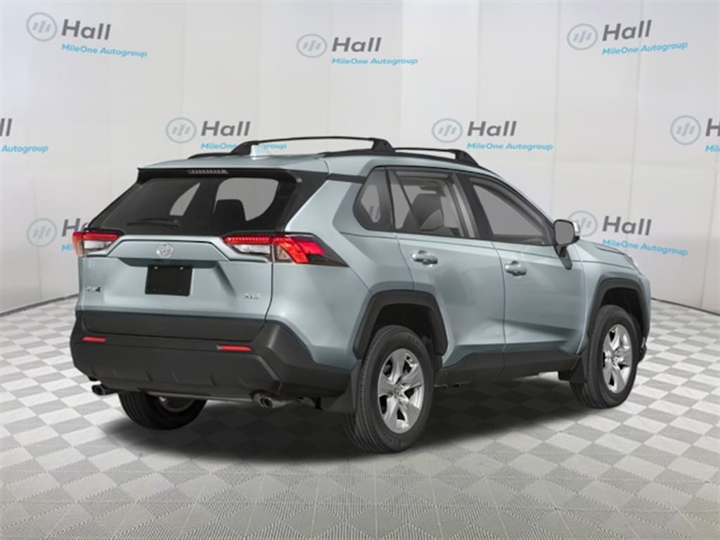 Used 2022 Toyota RAV4 XLE SUV