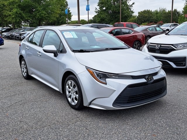 Used 2023 Toyota Corolla LE with VIN 5YFB4MDE7PP022894 for sale in Northfield, Minnesota