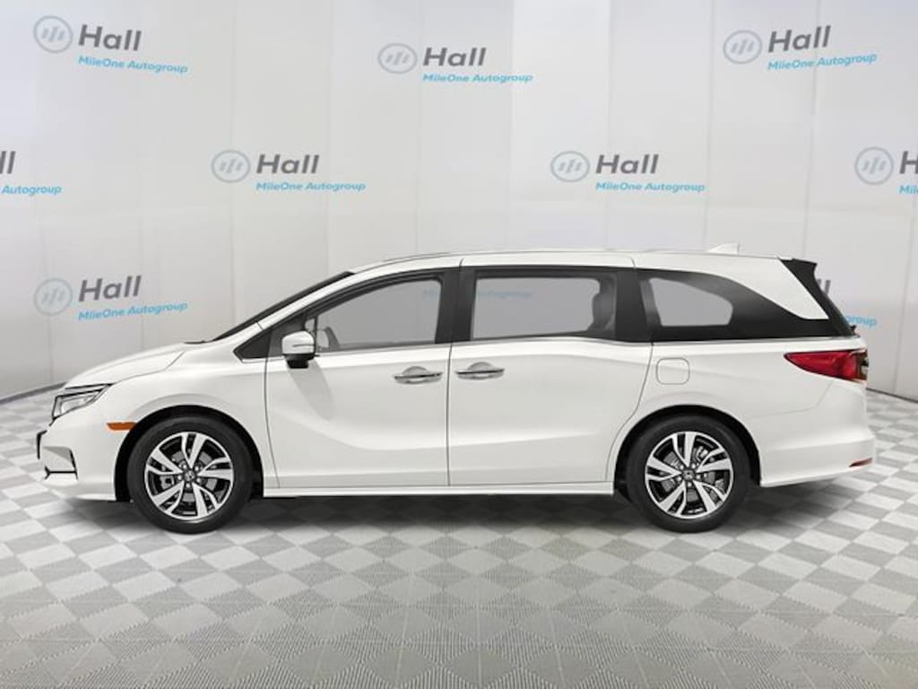 Used 2023 Honda Odyssey Touring Minivan/Van