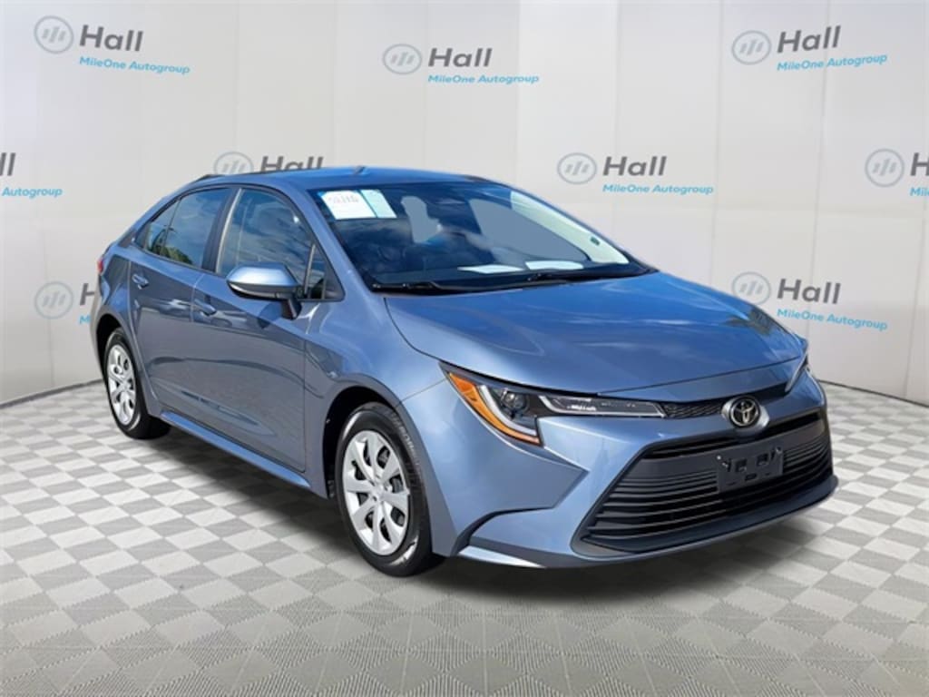 Used 2023 Toyota Corolla LE Sedan