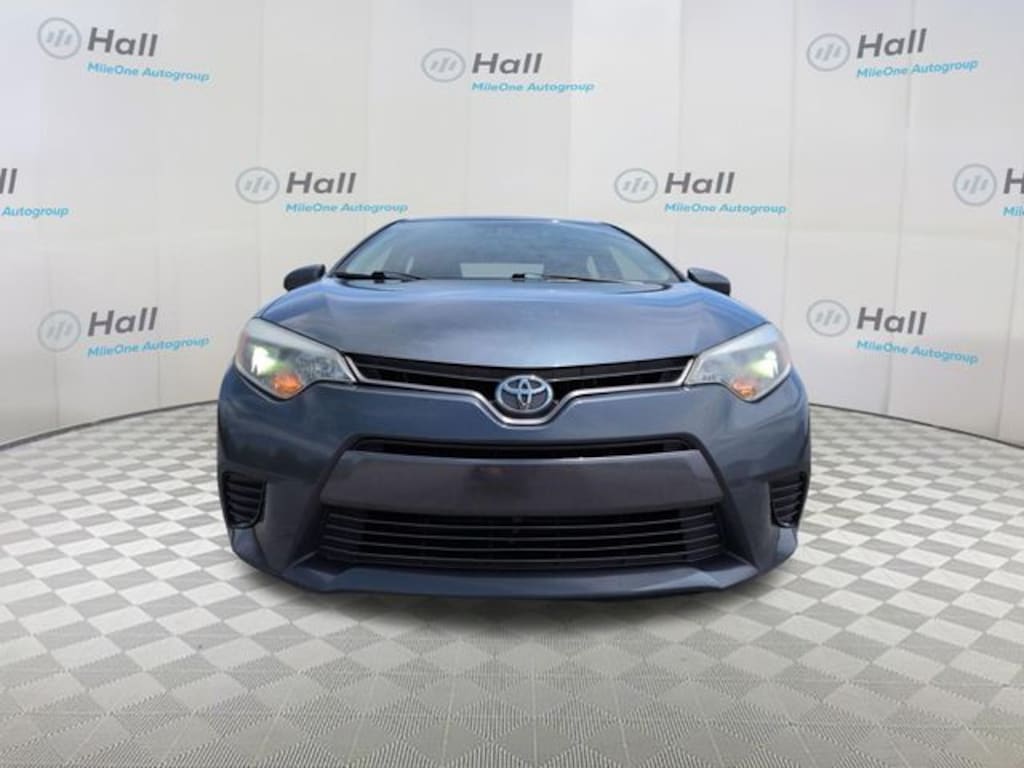 Used 2015 Toyota Corolla LE Sedan