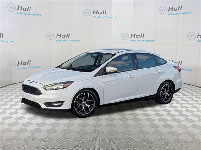 2018 Ford Focus SEL's photo