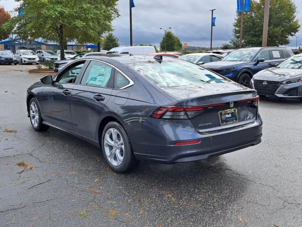New 2025 Honda Accord LX Sedan