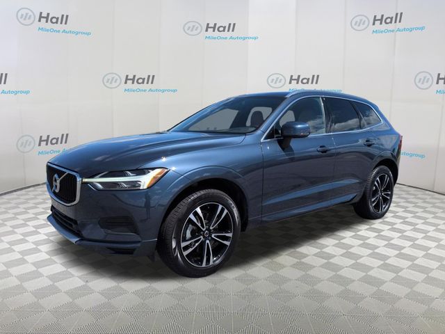 2020 Volvo XC60 T5 Momentum AWD's photo