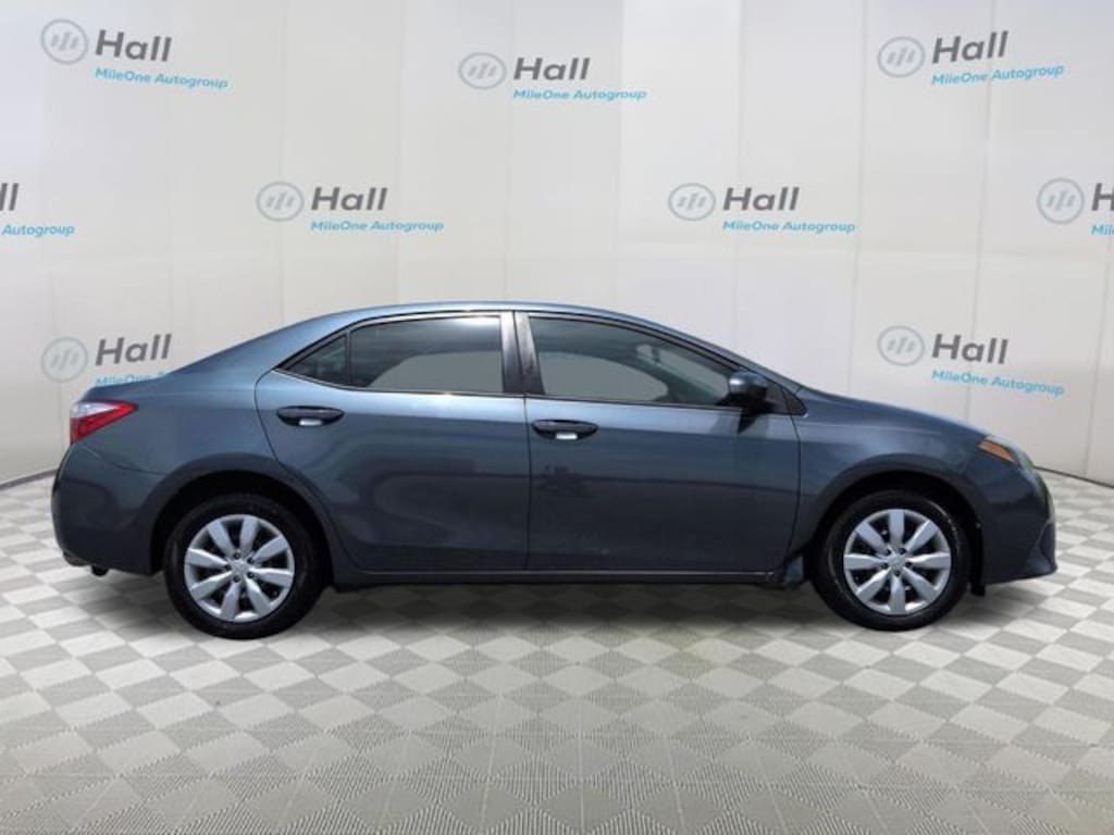 Used 2015 Toyota Corolla LE Sedan