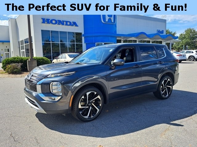 2024 Mitsubishi Outlander SE