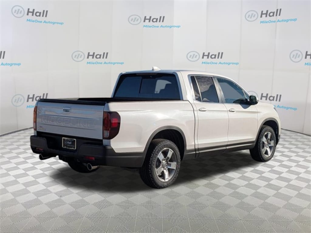 New 2026 Honda Ridgeline RTL Truck Crew Cab