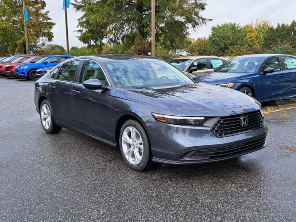 New 2025 Honda Accord LX Sedan