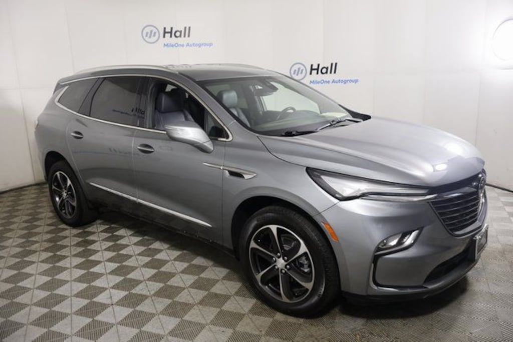 Used 2023 Buick Enclave Essence SUV