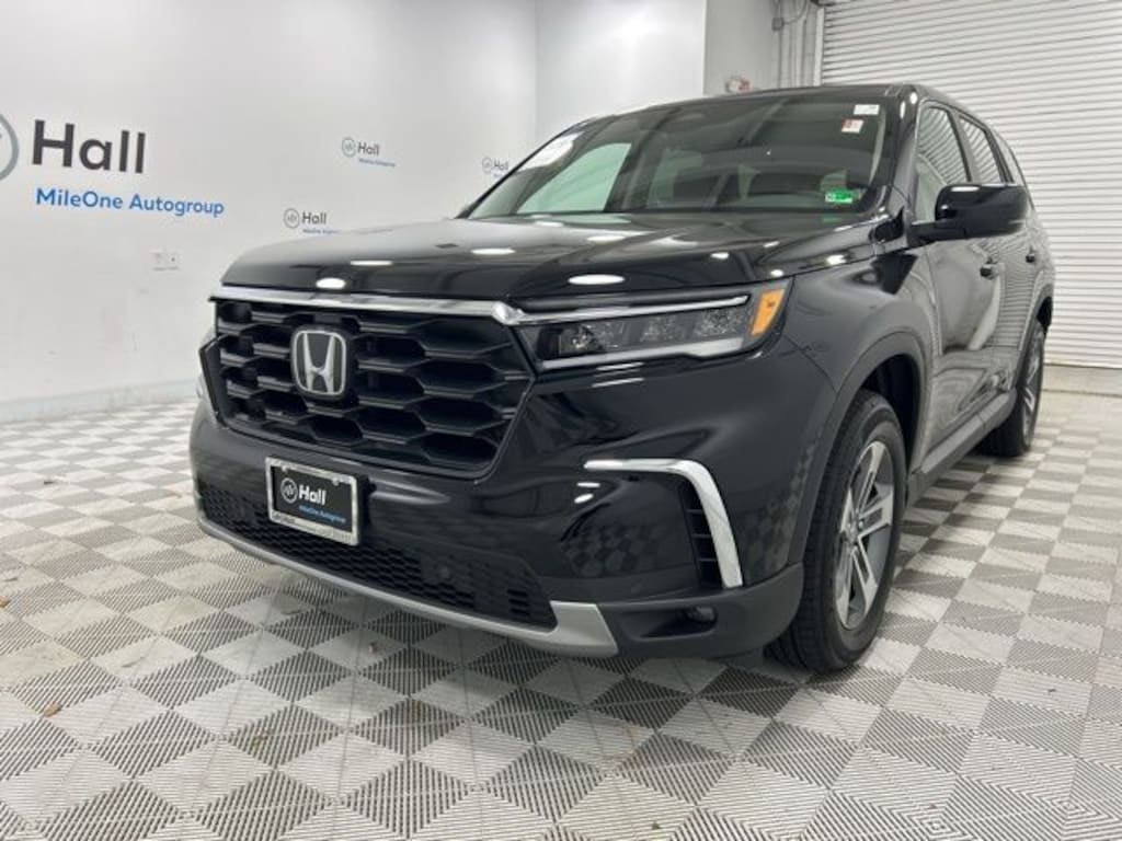 Used 2025 Honda Pilot EX-L SUV
