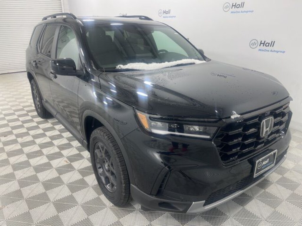 New 2025 Honda Pilot TrailSport SUV
