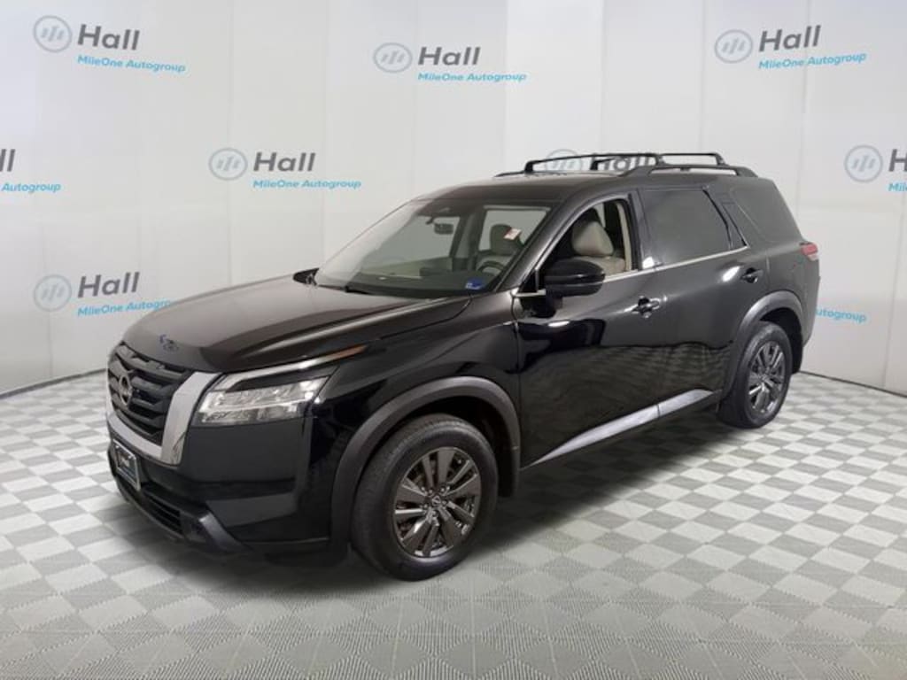 Used 2022 Nissan Pathfinder SV SUV