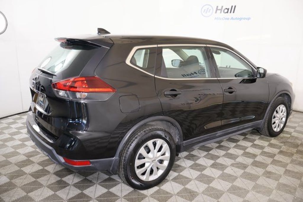 Used 2019 Nissan Rogue S SUV