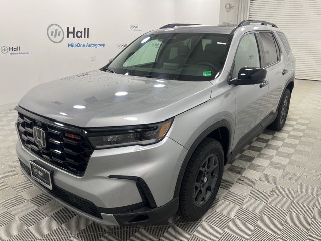 2025 Honda Pilot TrailSport's photo