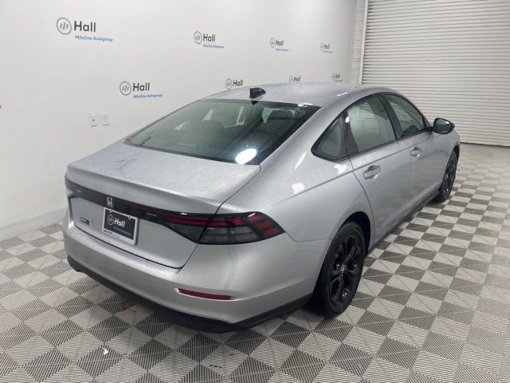 New 2025 Honda Accord SE Sedan