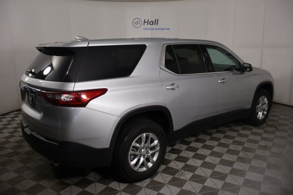 Used 2021 Chevrolet Traverse LS SUV