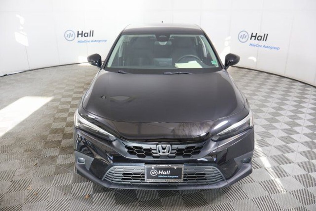 Used 2024 Honda Civic LX Hatchback