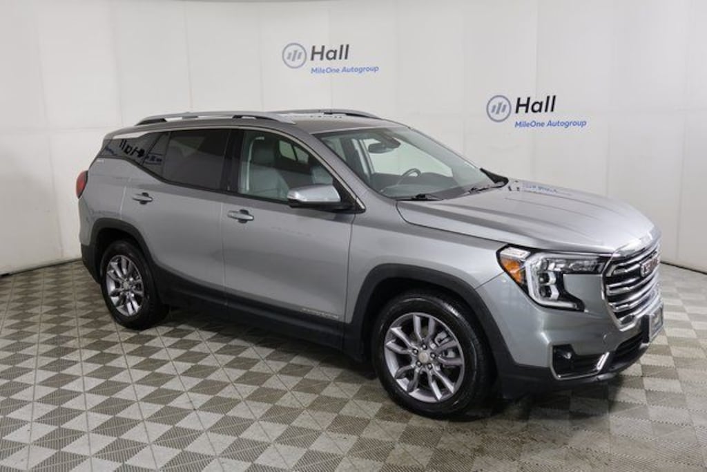 Used 2023 GMC Terrain SLT SUV