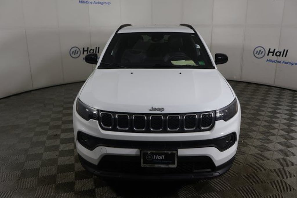 Used 2024 Jeep Compass Latitude SUV