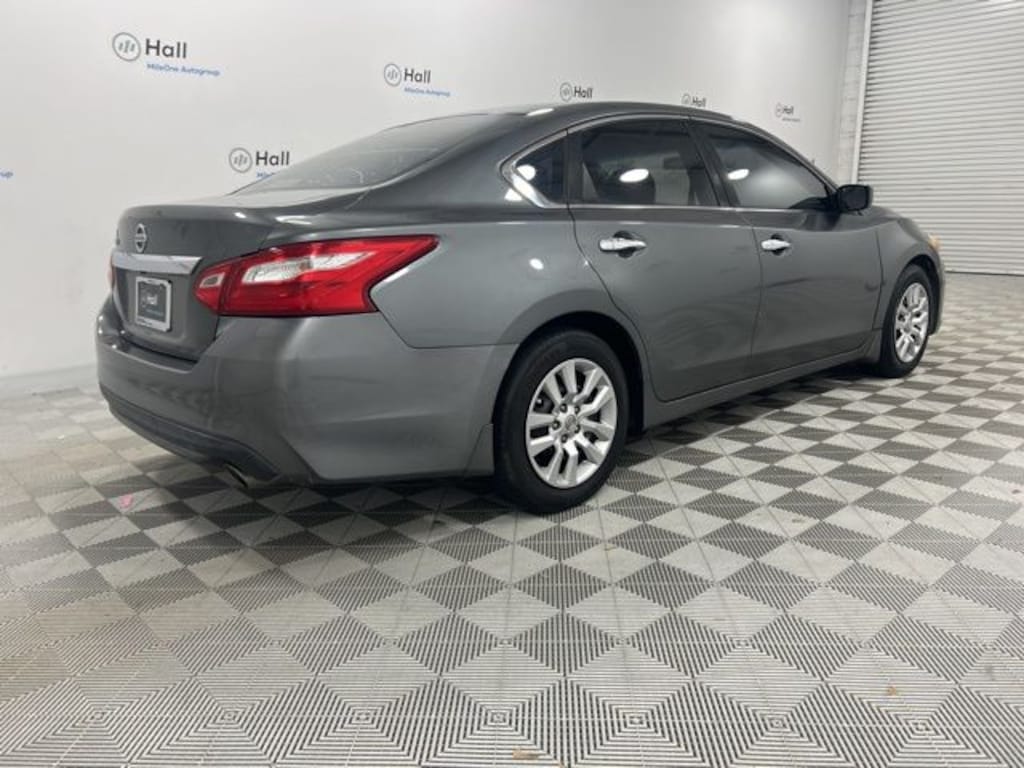 Used 2016 Nissan Altima 2.5 S Sedan