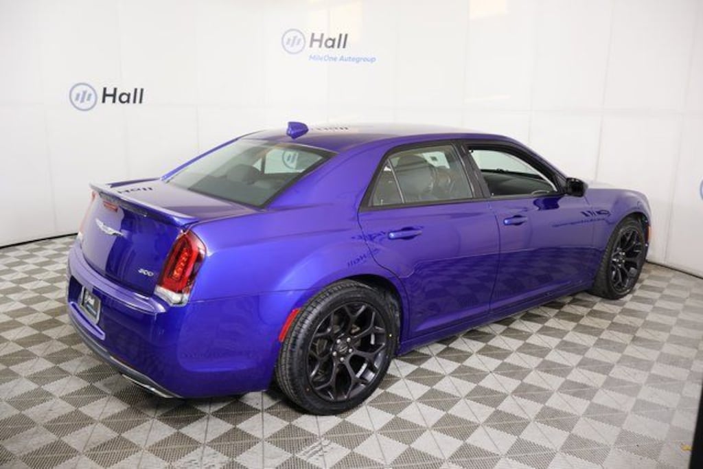 Used 2019 Chrysler 300 Touring Sedan