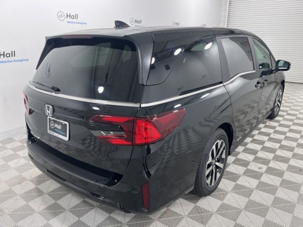 New 2026 Honda Odyssey EX-L Van Passenger