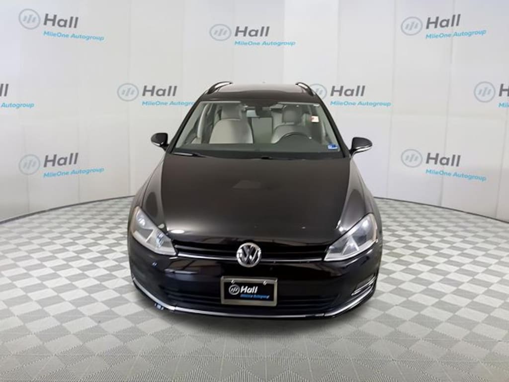Used 2017 Volkswagen Golf Sportwagen SE Wagon
