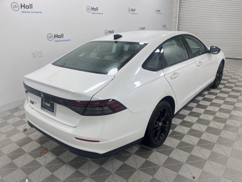 New 2025 Honda Accord SE Sedan