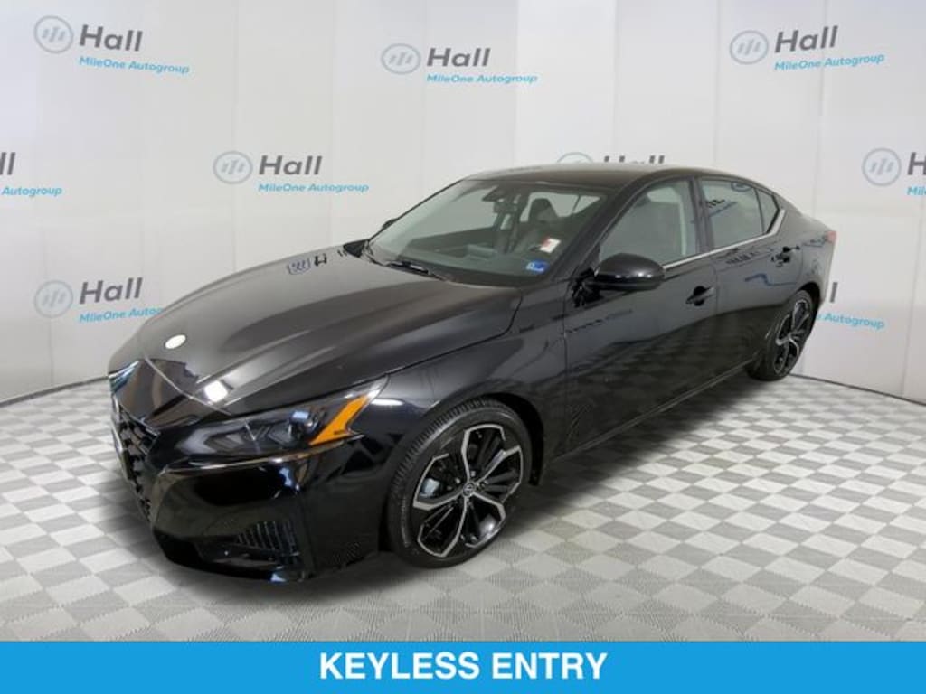 Used 2024 Nissan Altima 2.5 SR Sedan