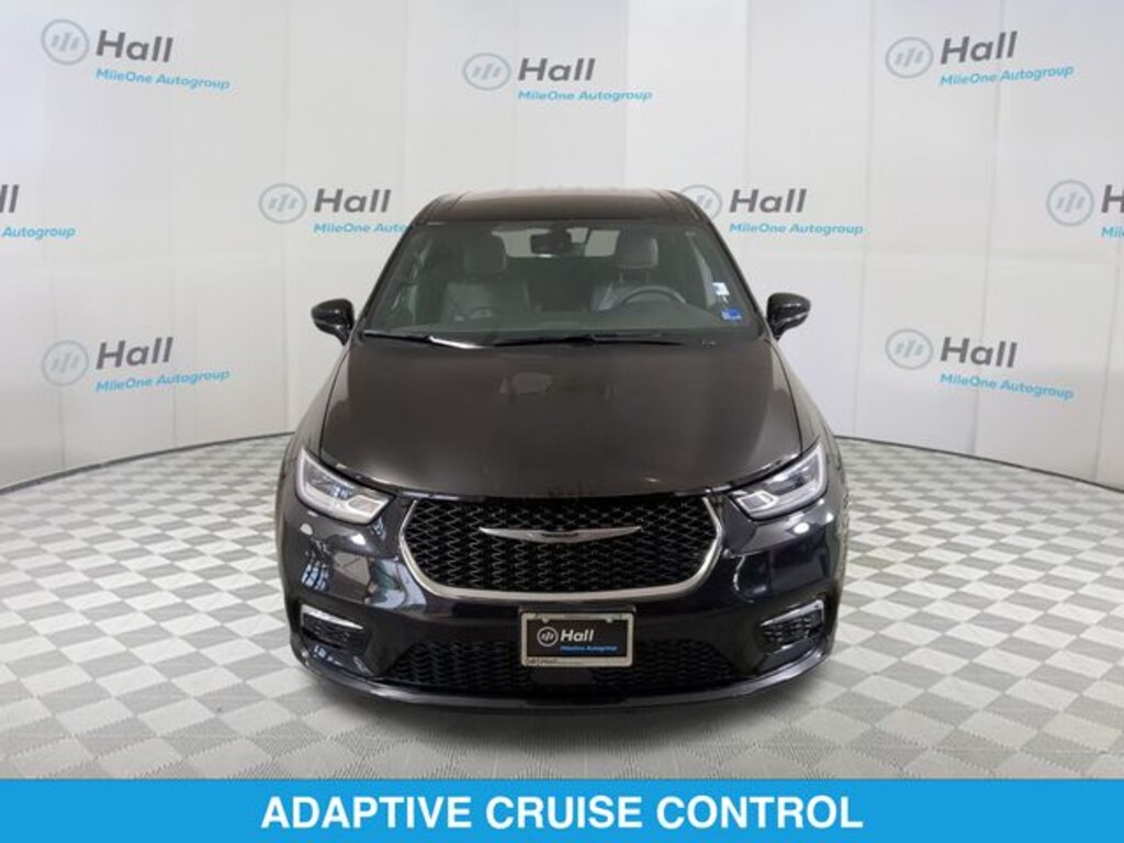 Used 2026 Chrysler Pacifica Select Minivan/Van
