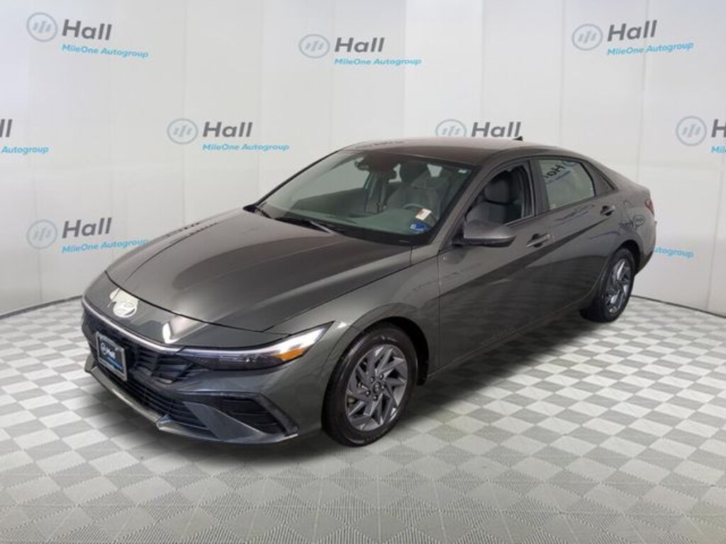 Used 2024 Hyundai Elantra SEL Sedan