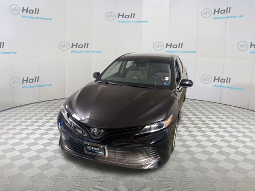 Used 2018 Toyota Camry LE Sedan