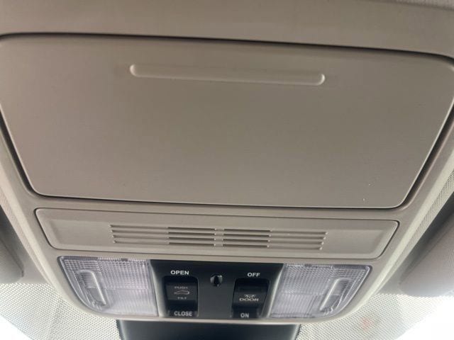 2026 Honda Odyssey EX-L - Photo 18