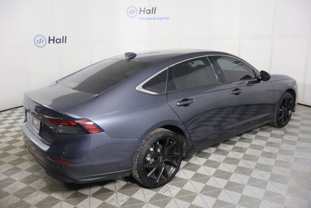 Used 2024 Honda Accord EX Sedan