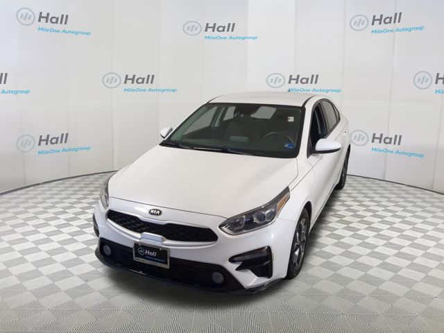 2021 Kia Forte LXS AT's photo
